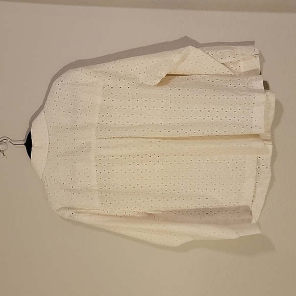 NWT Alfani Cream Blouse - Picture 5 of 5